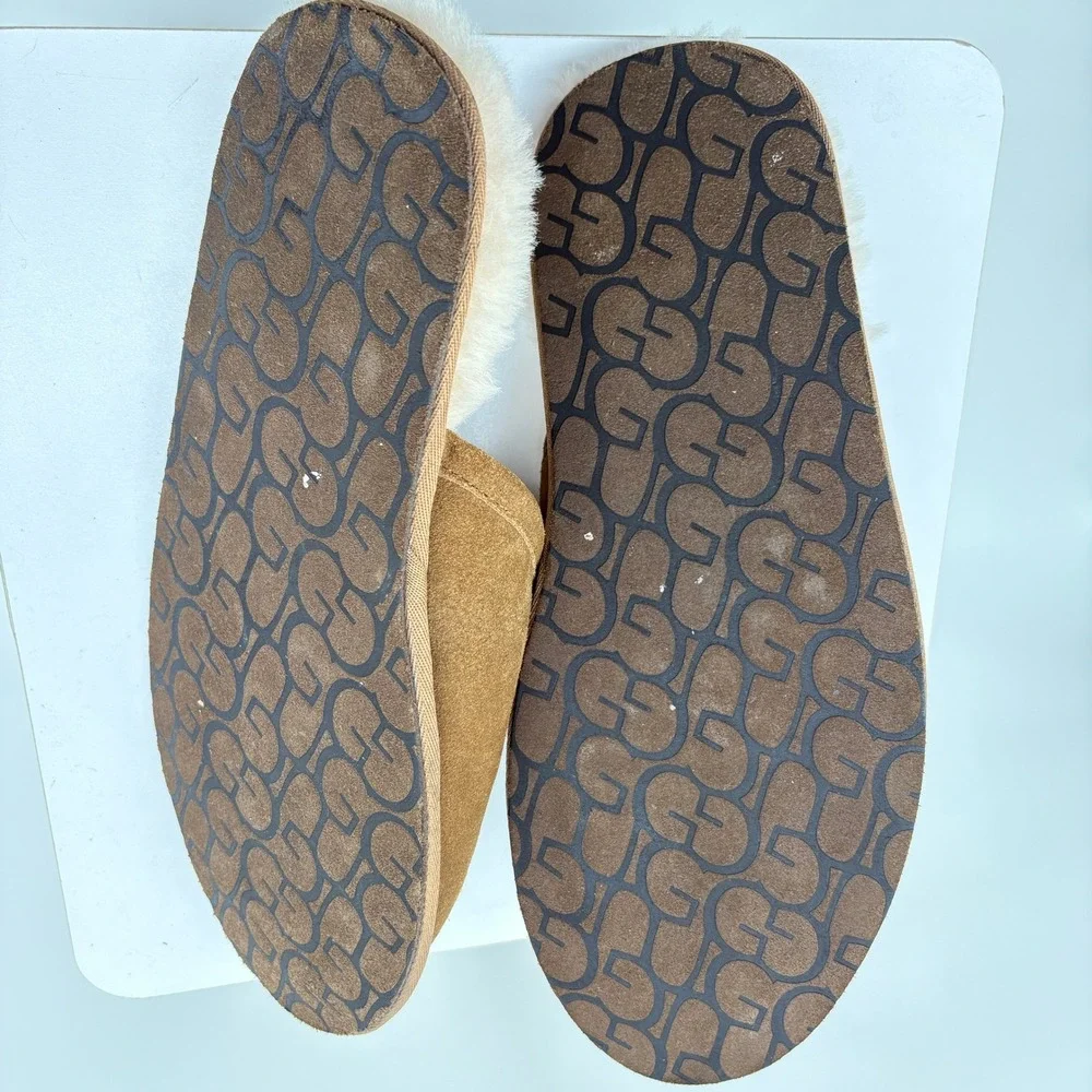 UGG Scuff Suede Slippers Chestnut Brown Sheepskin Lining Mens 12 1101111 Comfy